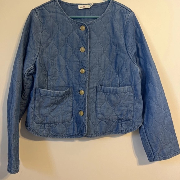 Vineyard Vines Jackets & Blazers - Vineyard Vines Women's Quilted Chambray Blue Button-Up Shirt, Size Large